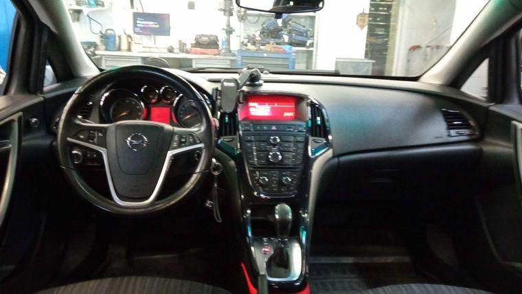 Opel Astra, 2011 - вид 4