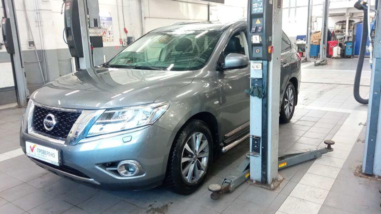 Nissan Pathfinder 2015 года, 163 406 км - вид 1