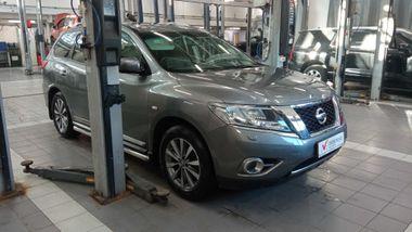 Nissan Pathfinder 2015 года, 163 406 км - вид 2