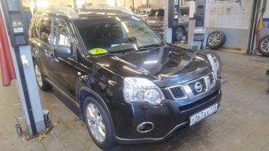 Nissan X-Trail 2013 года, 201 040 км - вид 2