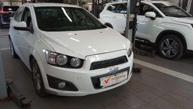 Chevrolet Aveo 2015 года, 142 770 км - вид 2