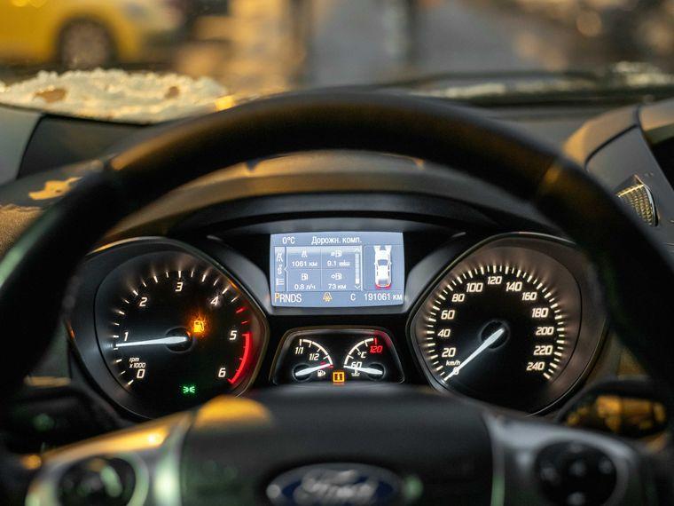 Ford Kuga,  - вид 4