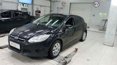 Ford Focus 2013 года, 134 117 км - вид 1