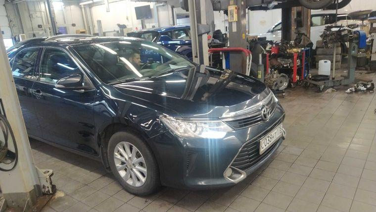 Toyota Camry 2015 года, 229 449 км - вид 2