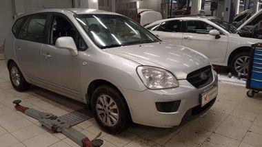 KIA Carens 2011 года, 269 398 км - вид 2