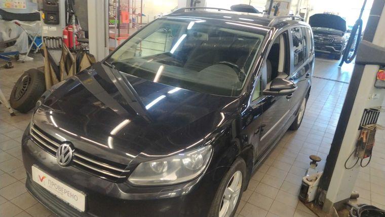 Volkswagen Touran 2012 года, 109 021 км - вид 1