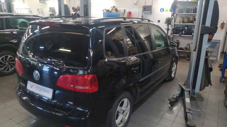Volkswagen Touran,  - вид 2