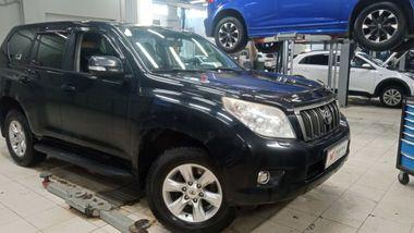 Toyota Land Cruiser Prado 2010 года, 283 999 км - вид 2