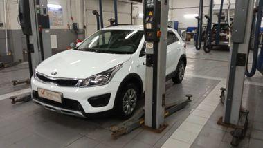 KIA Rio X-Line 2019 года, 74 333 км - вид 1