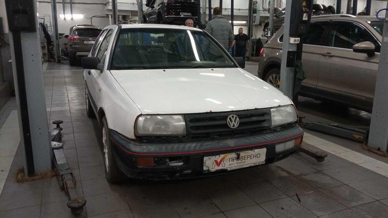 Volkswagen Vento 1992 года, 80 266 км - вид 2