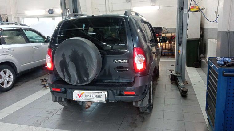 Chevrolet Niva,  - вид 2