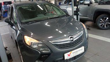 Opel Zafira 2014 года, 124 000 км - вид 2