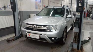 Renault Duster 2016 года, 118 472 км - вид 1