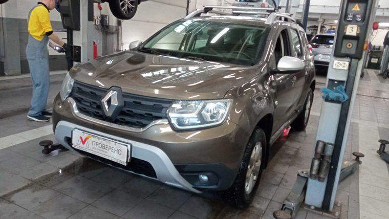 Renault Duster 2021 года, 94 614 км - вид 1