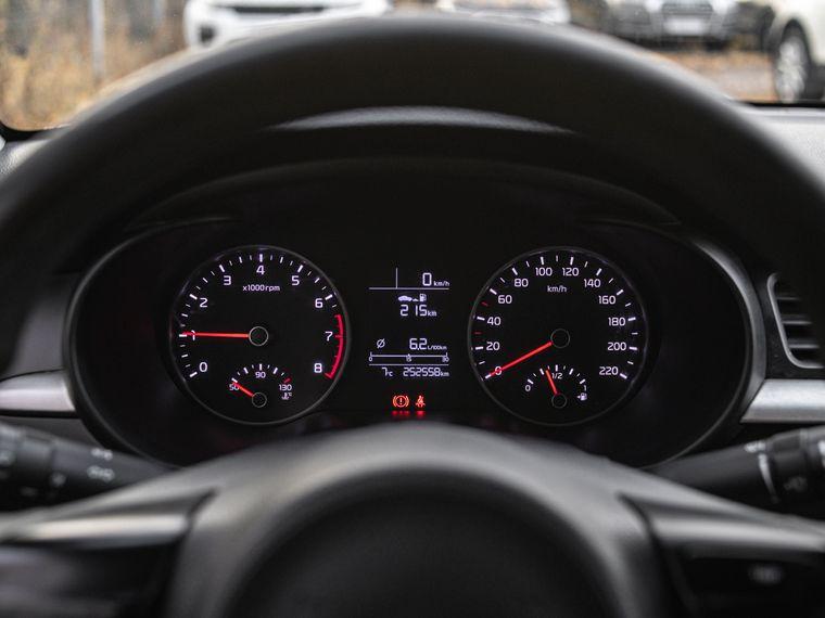 Kia Rio,  - вид 4