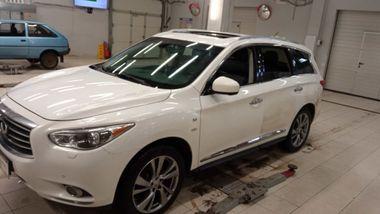 Infiniti QX60 2014 года, 185 000 км - вид 1