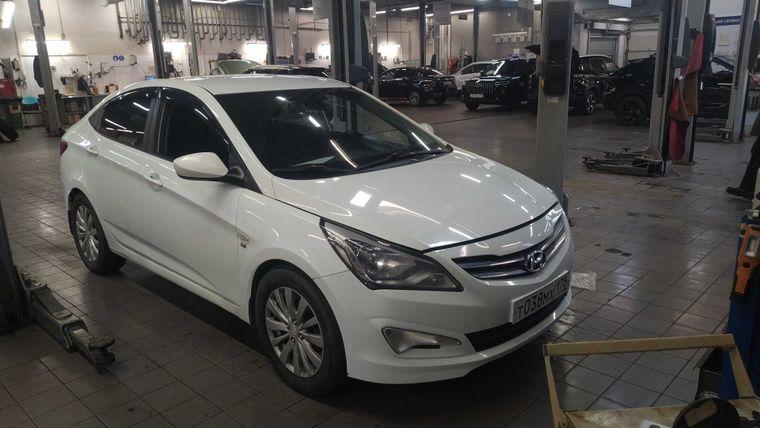 Hyundai Solaris 2015 года, 115 275 км - вид 2