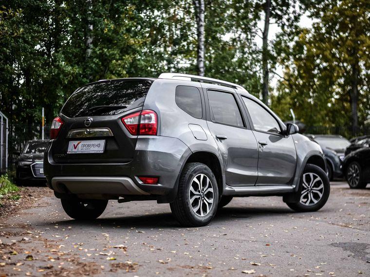 Nissan Terrano,  - вид 1