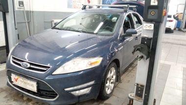 Ford Mondeo 2013 года, 337 745 км - вид 1
