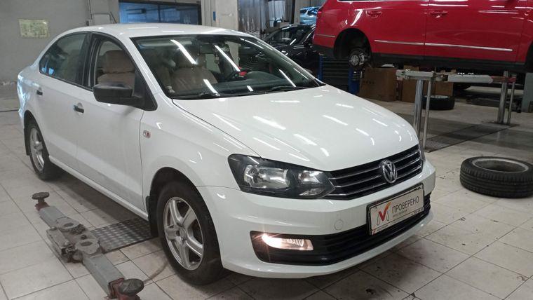 Volkswagen Polo 2015 года, 121 058 км - вид 1