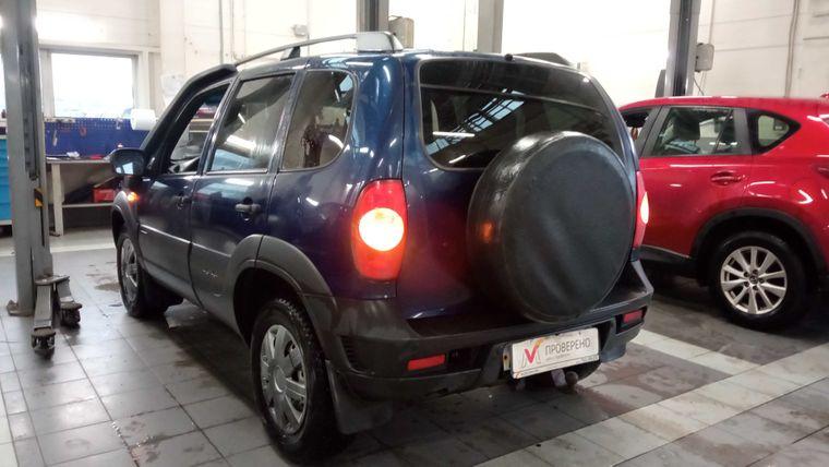 Chevrolet Niva,  - вид 3