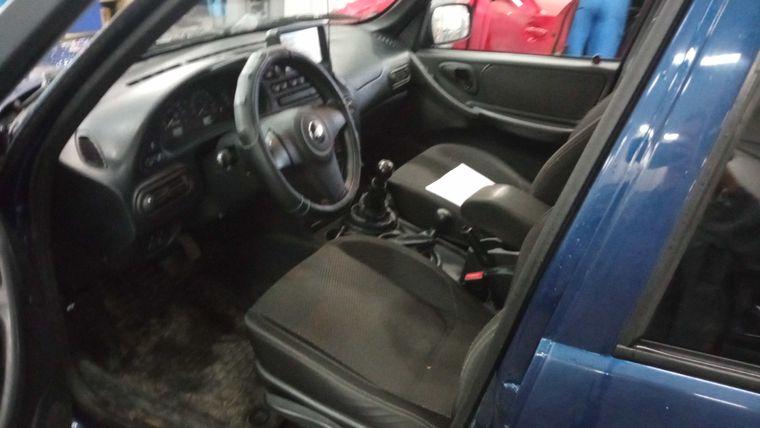Chevrolet Niva,  - вид 4