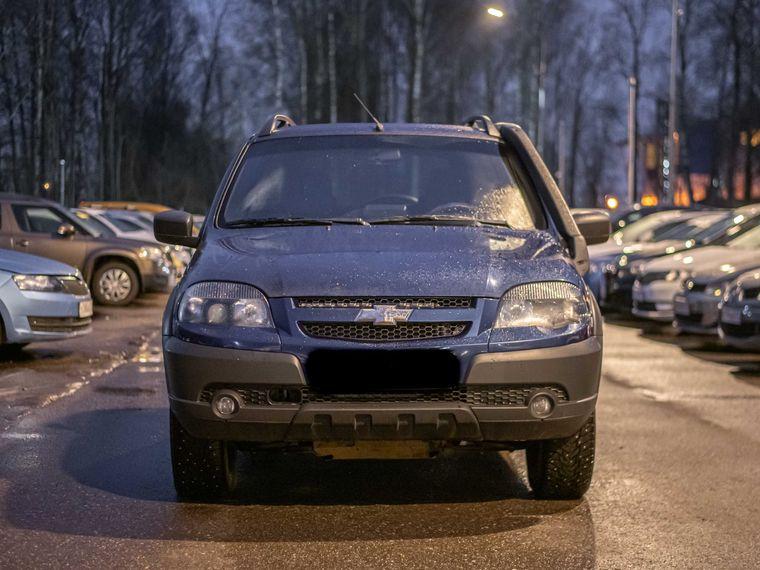 Chevrolet Niva,  - вид 2