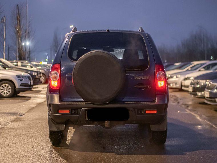 Chevrolet Niva,  - вид 3