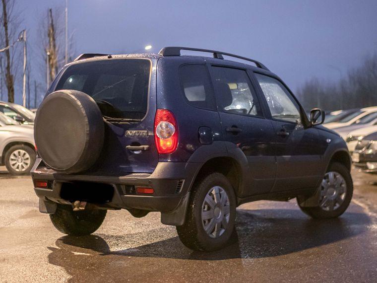 Chevrolet Niva,  - вид 1