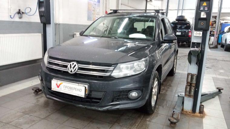 Volkswagen Tiguan 2012 года, 256 736 км - вид 1