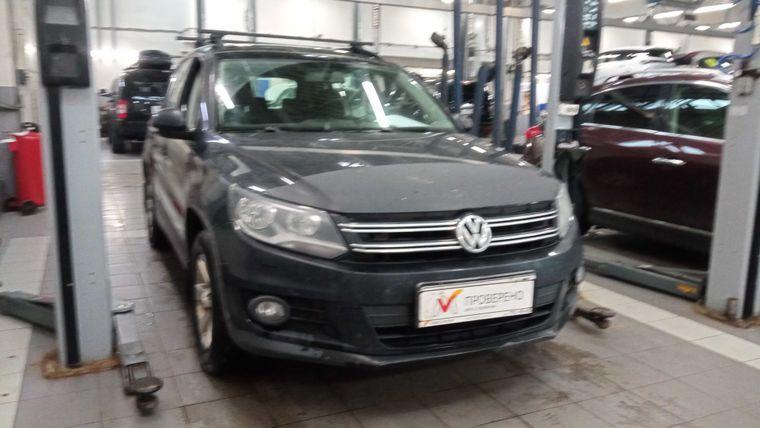 Volkswagen Tiguan 2012 года, 256 736 км - вид 2