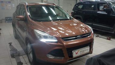 Ford Kuga 2013 года, 219 307 км - вид 1