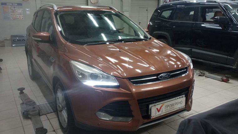 Ford Kuga 2013 года, 219 307 км - вид 1