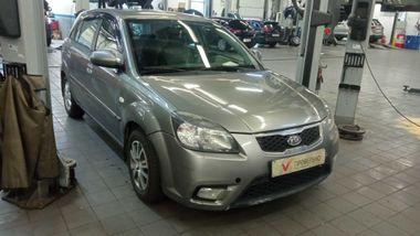Kia Rio 2011 года, 138 964 км - вид 2