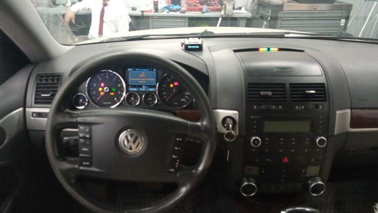 Volkswagen Touareg, 2008 - вид 4