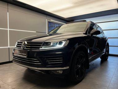 Volkswagen Touareg 2018 года, 155 417 км - вид 1