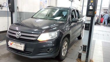 Volkswagen Tiguan 2013 года, 157 769 км - вид 1