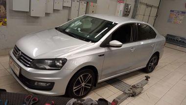 Volkswagen Polo 2016 года, 165 916 км - вид 1