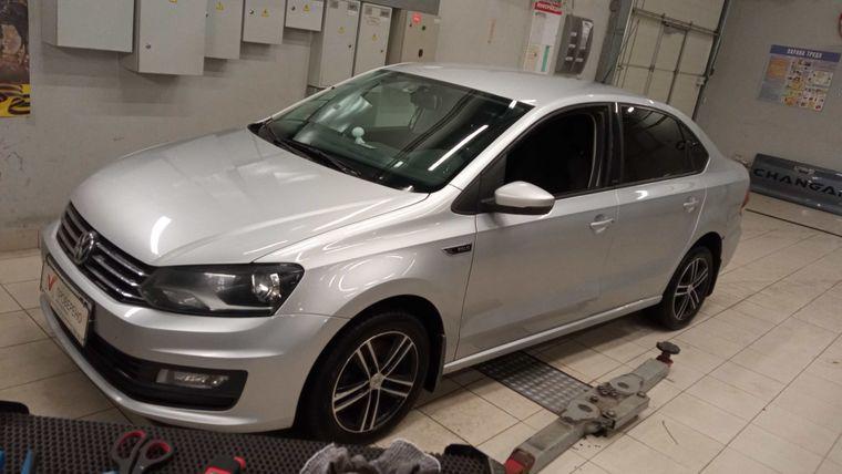 Volkswagen Polo 2016 года, 165 916 км - вид 1