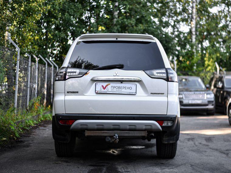 Mitsubishi Pajero Sport,  - вид 3