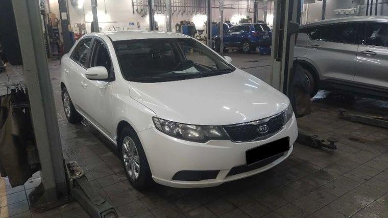 Kia Cerato 2011 года, 222 981 км - вид 2