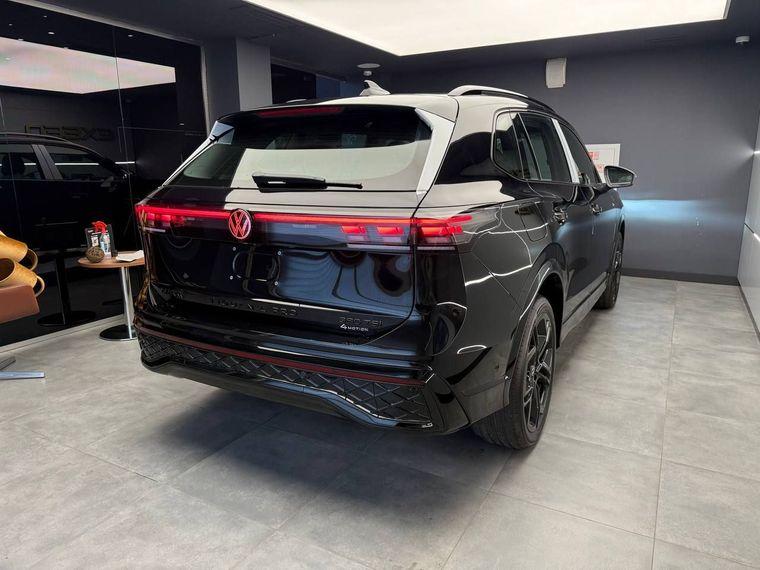 Volkswagen Tiguan L,  - вид 2