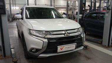 Mitsubishi Outlander 2015 года, 164 058 км - вид 2