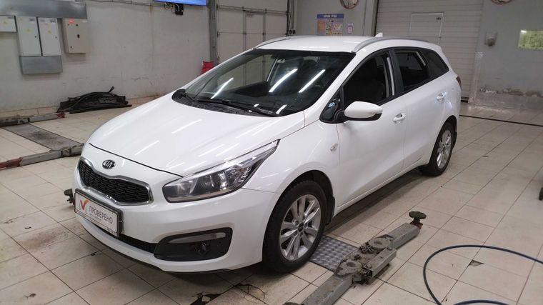Kia Ceed 2018 года, 145 052 км - вид 1