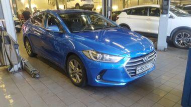 Hyundai Elantra 2017 года, 274 110 км - вид 2