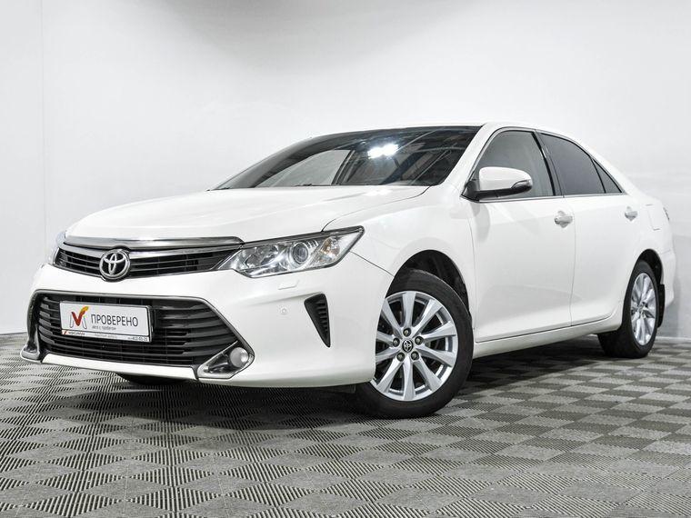 Toyota Camry, 2015