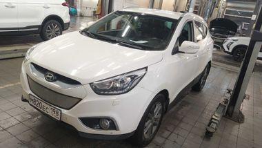 Hyundai ix35 2015 года, 147 000 км - вид 1