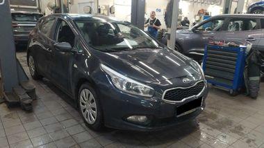 Kia Ceed 2014 года, 244 000 км - вид 2