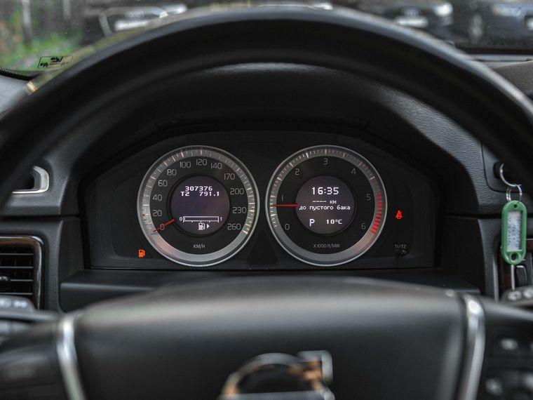 Volvo XC70,  - вид 4