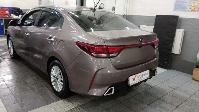 Kia Rio, 2020 - вид 3